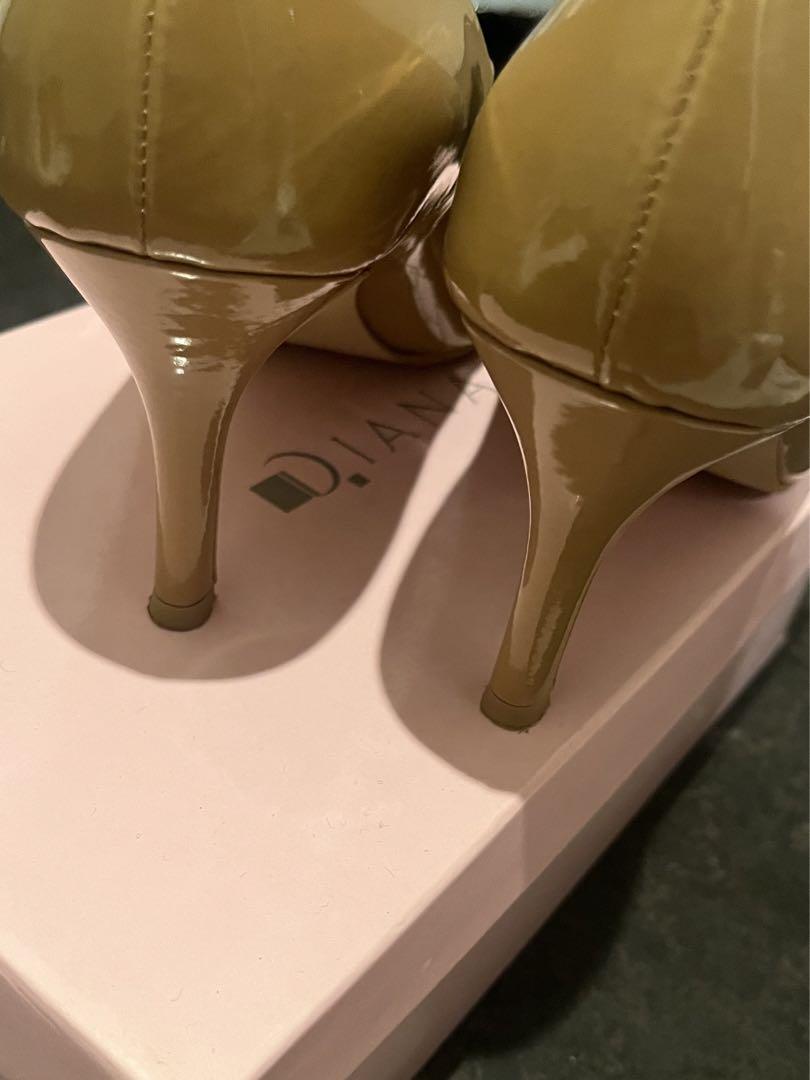 極美品ダイアナ パンプス エナメル ul17266