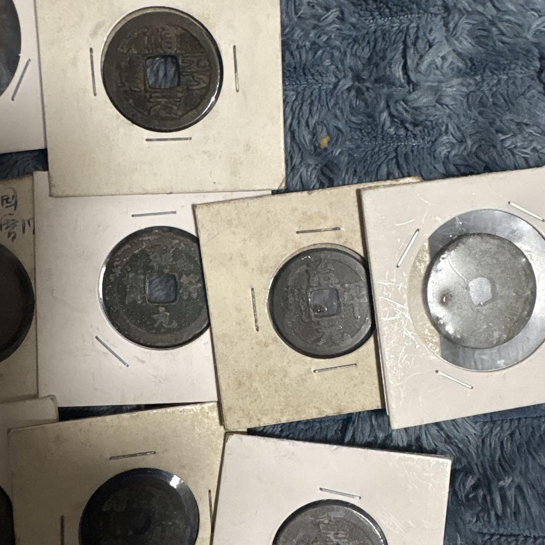 リ*オ様 旧貨幣まとめ約1.9Kg袋and銀貨など色々