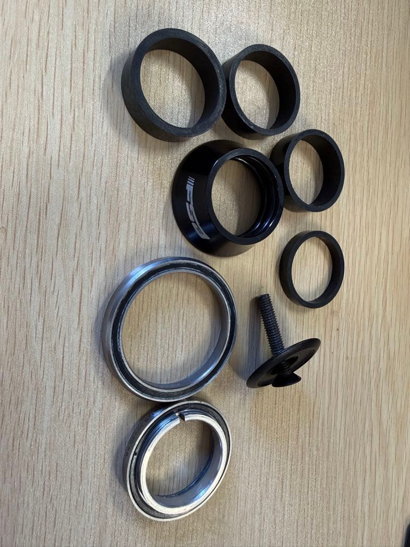 フロントフォーク