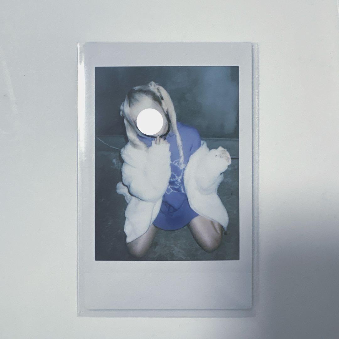 NANIMONO輪廻ねる 着用 Amiligeうさ耳ファーZIPアウター