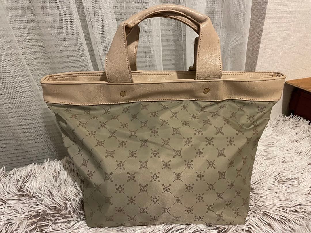 大容量トートバッグ | Shop at Mercari from Japan! | Buyee bot-online