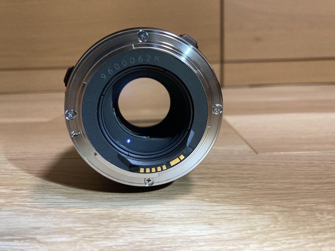 Canon MACRO LENS EF 100mm 1:2.8