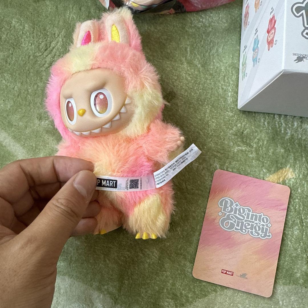 正規品 ラブブ Labubu Big into Energy LOYALTY labubuラブブ 正規品 Big into Energy LOYALTY - メルカリ