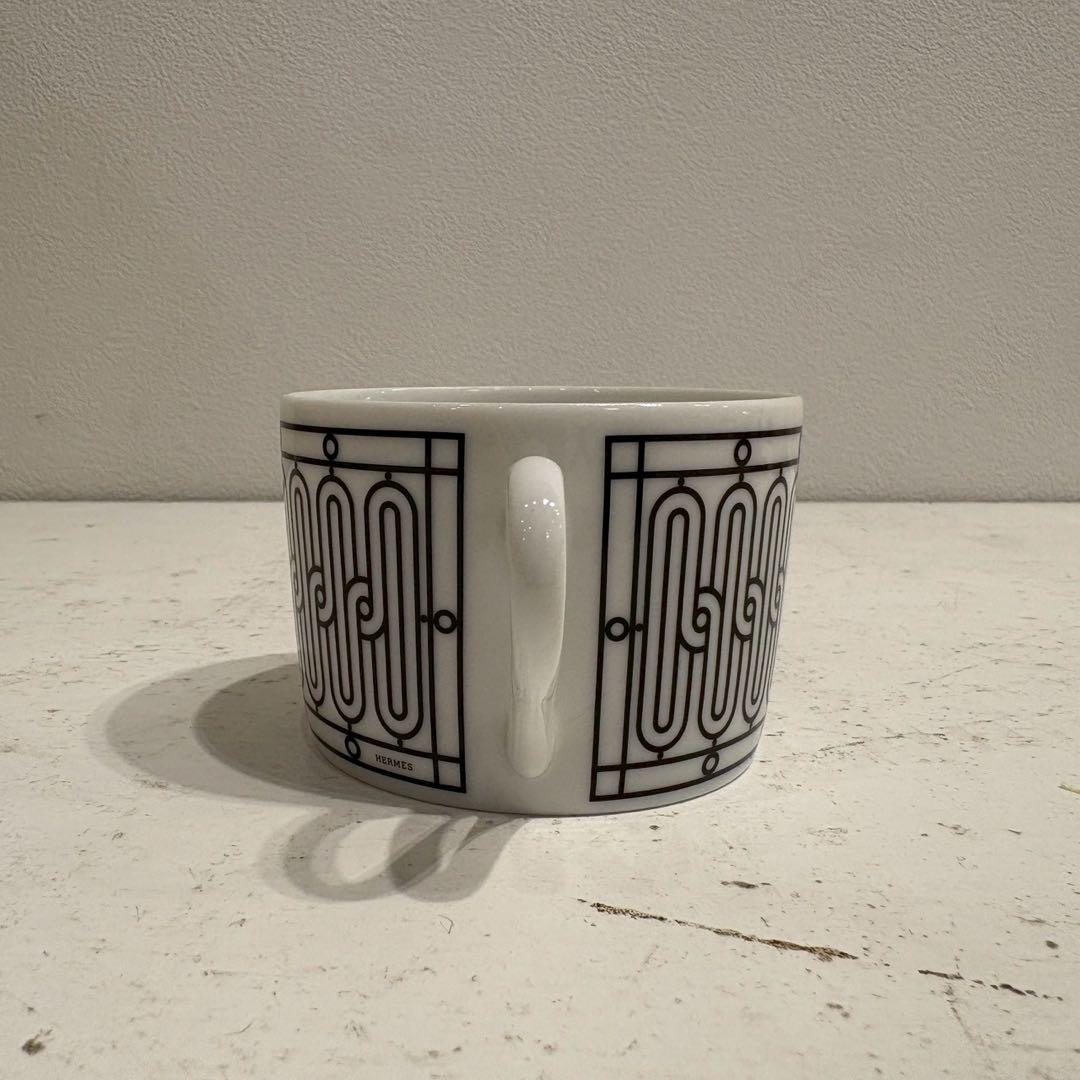 ティーカップやや傷や汚れあり