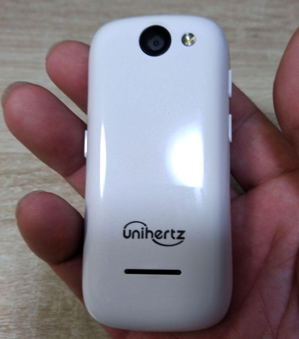 コンパクトスマホ　Jelly Pro