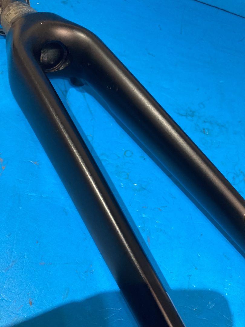 日本初の 美品Émonda ALR4 フロントフォーク ダイレクトマウントブレーキ パーツ