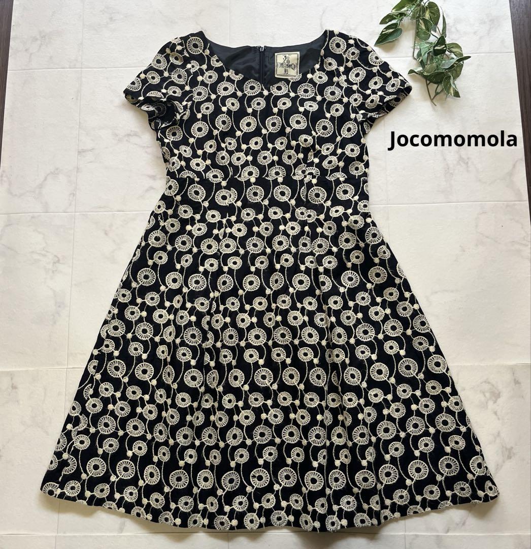 レア⭐︎Bonjourdiary 刺繍入り黒ワンピース4Y レア⭐︎Bonjourdiary 刺繍入り黒ワンピース4Y