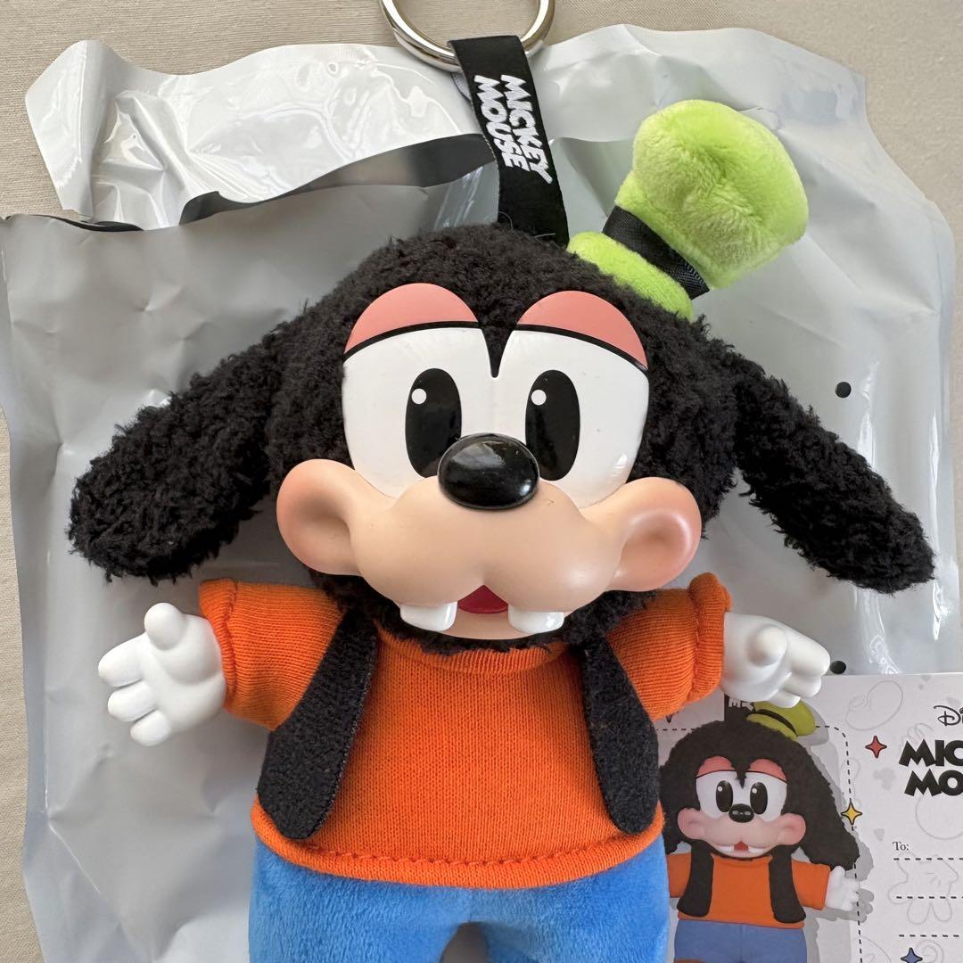 Disney - POPMART Mickey Family キーホルダー プルートの通販