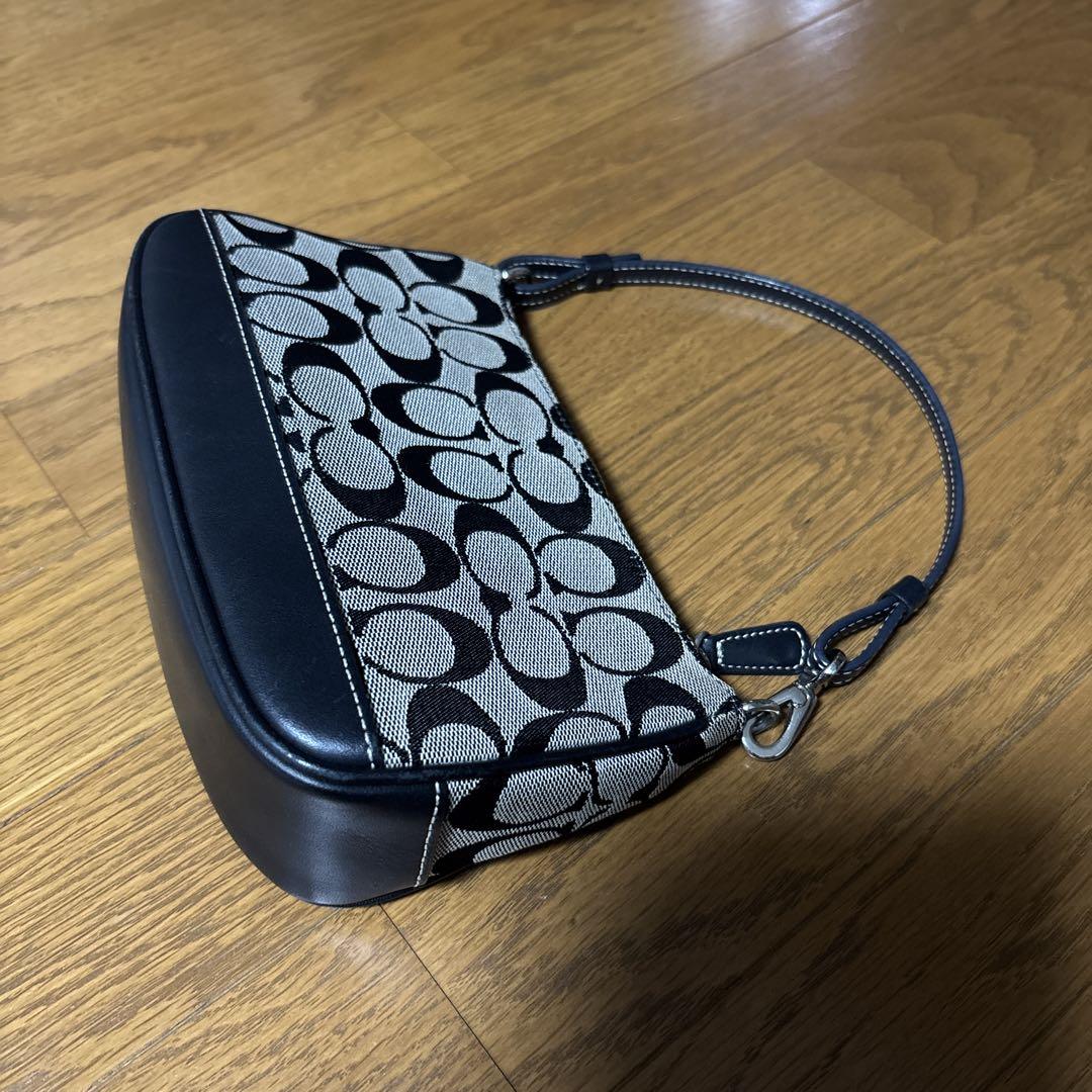 美品✨️コーチ　アクセサリーポーチ　キャンバス　ブラック　シグネチャー　6380 美品✨️コーチ アクセサリーポーチ キャンバス ブラック