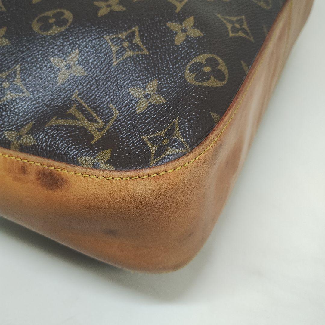 LOUISVUITTON ルイヴィトン　ショルダーバッグ