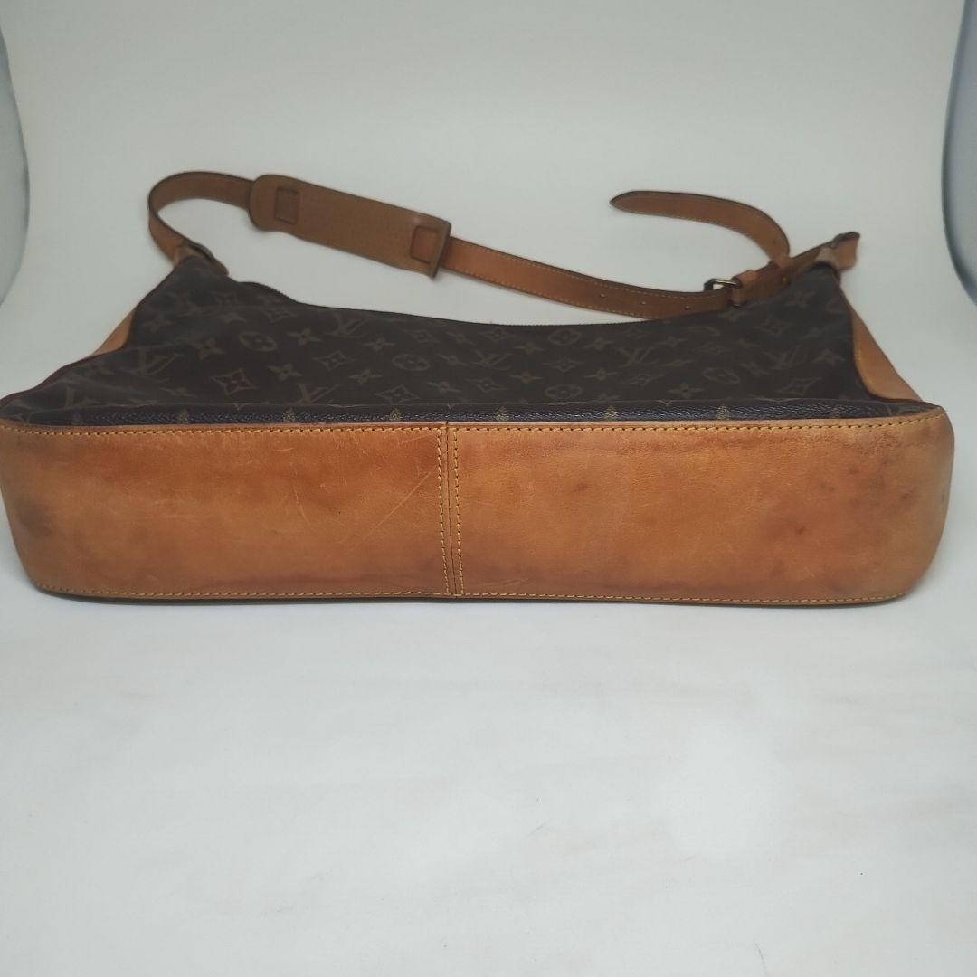 LOUISVUITTON ルイヴィトン　ショルダーバッグ