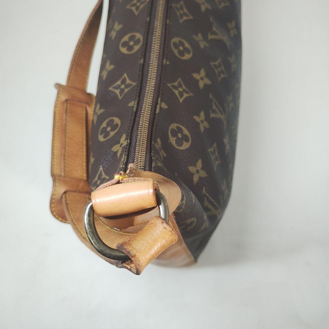 LOUISVUITTON ルイヴィトン　ショルダーバッグ