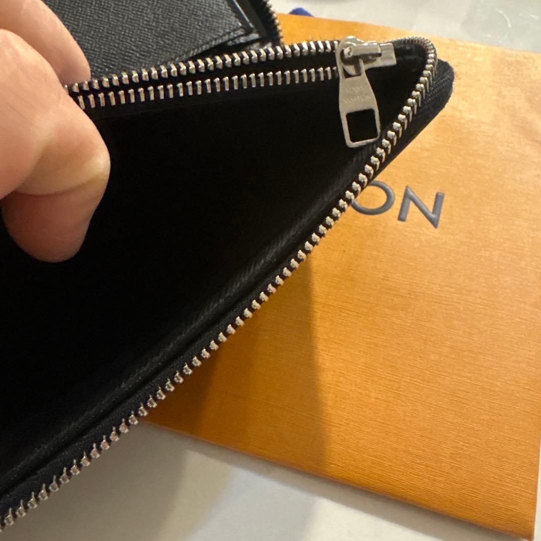 LOUIS VUITTON ブラック長財布 LOUIS VUITTON ブラック長財布