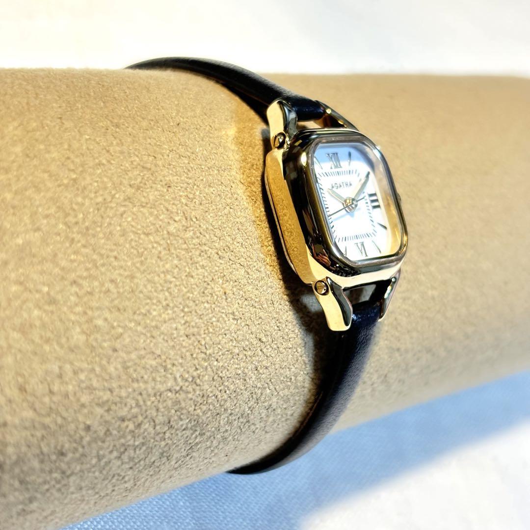 A R I 　AGATHA  PARIS  新品 電池入り 黒ゴールド
