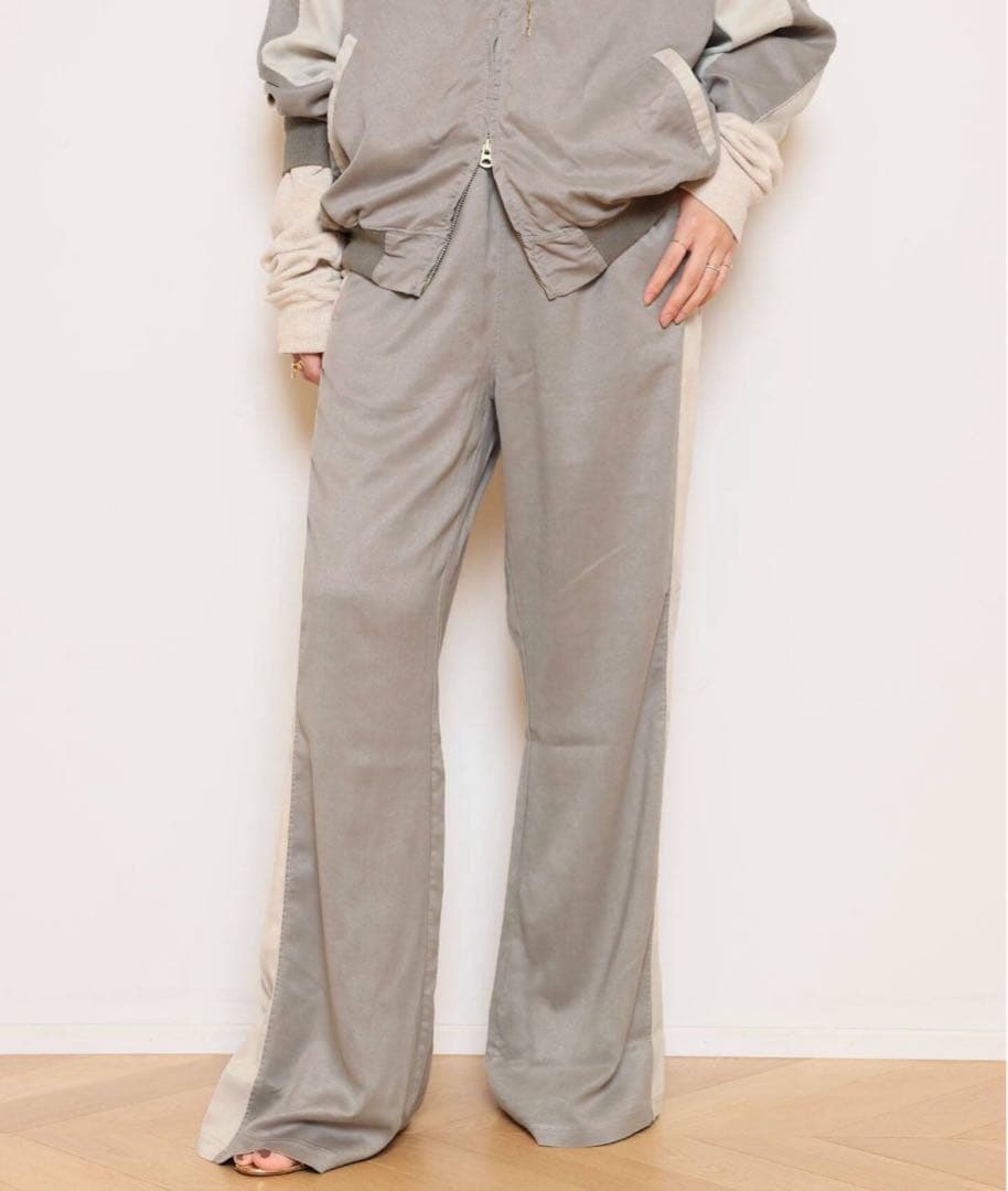 REMI RELIEF SUEDE LIKE FLARE パンツM・MUSE de Deuxieme Classe