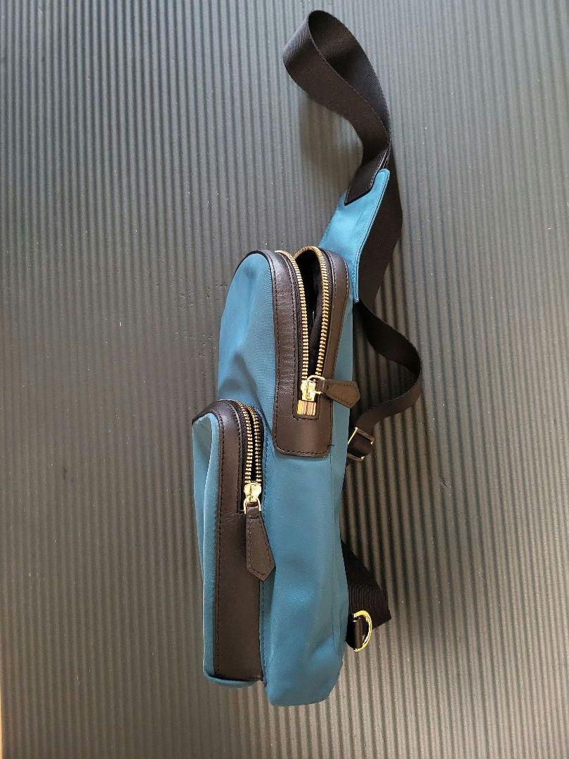 Paul Smith ポールスミス ボディバッグ スリングバッグ 青