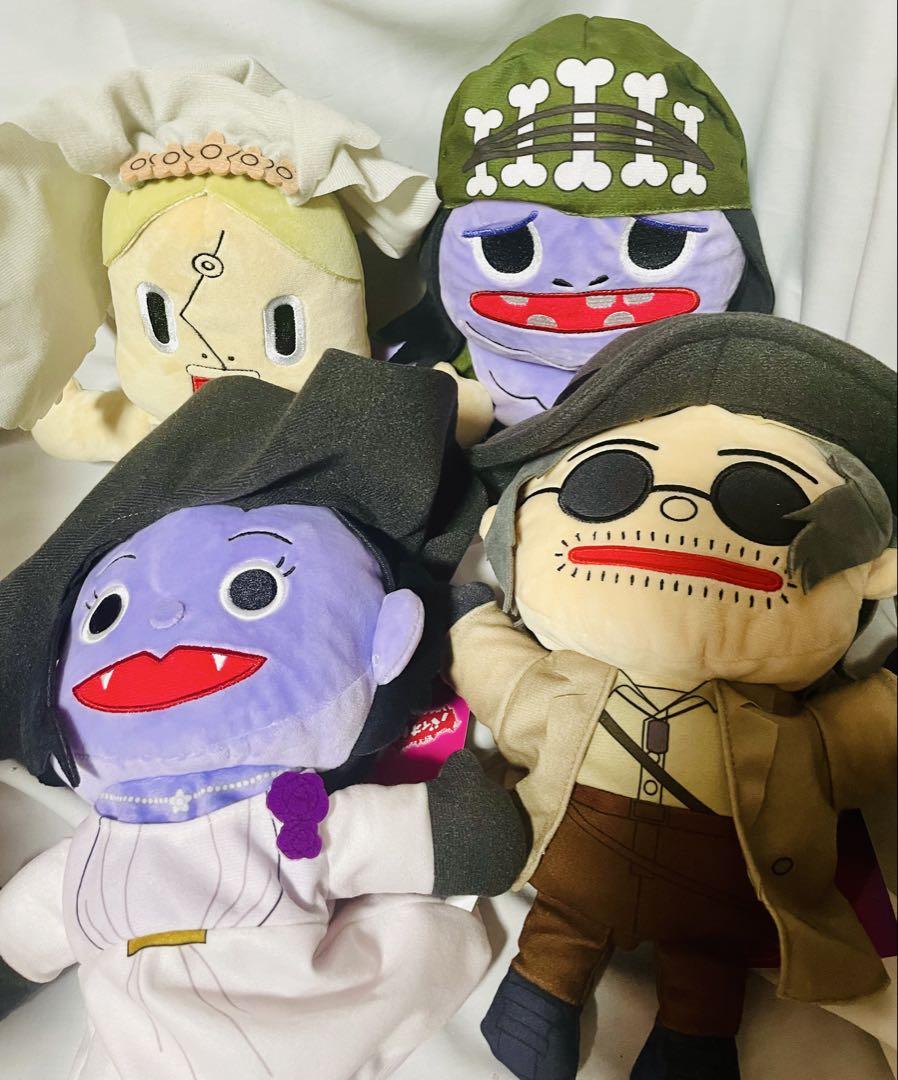 バイオハザードヴィレッジ　バイオ村であそぼ　パペットぬいぐるみ　ハイゼンさん　他 バイオハザードヴィレッジ バイオ村であそぼ♪ パペット