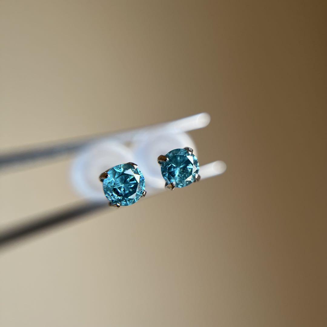 Pt900天然ブルートリートダイヤモンド0.22ctピアスDiamondプラチナ