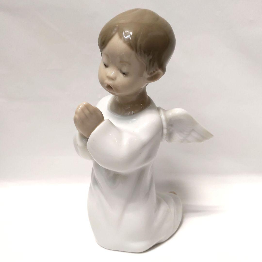 新品 リヤドロ LLADRO 人形 可愛いお祈り 可愛いお祈り | リヤドロ公式オンライン
