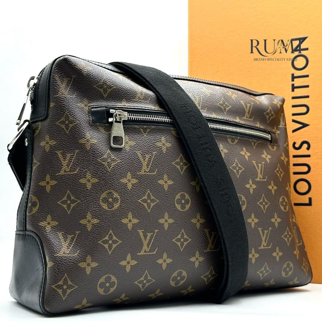 ルイヴィトン モノグラム マカサー メンズ ショルダーバッグ 斜めがけLOUIS VUITTON