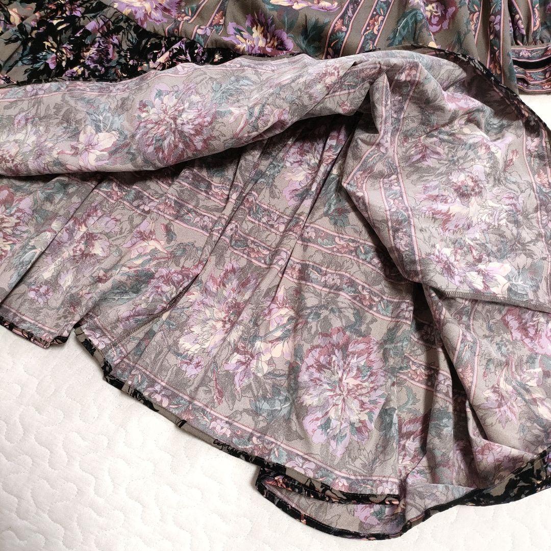 美品✨グレースコンチネンタル ヴィンテージプリントワンピース 美品✨グレースコンチネンタル ヴィンテージプリントワンピース