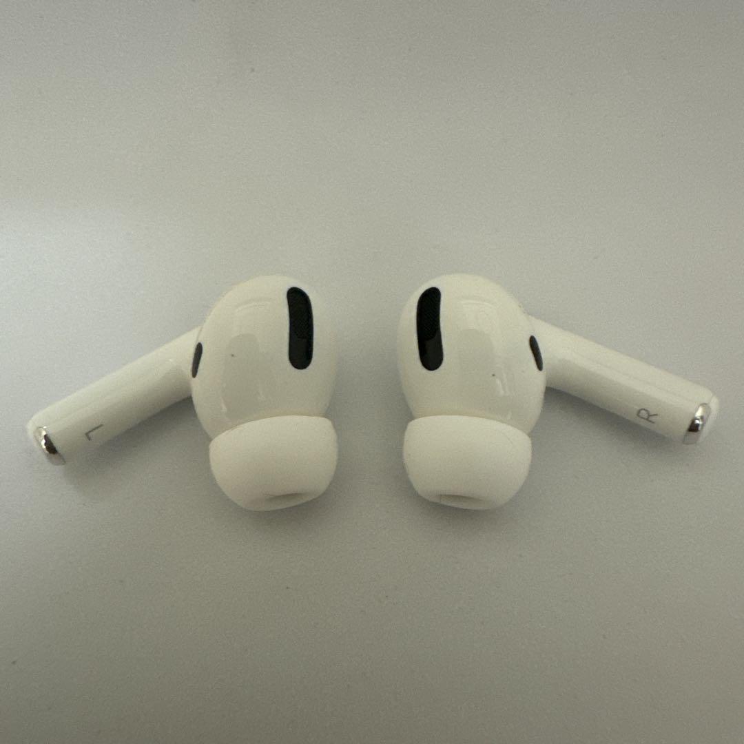 ☢ AirPodsPro