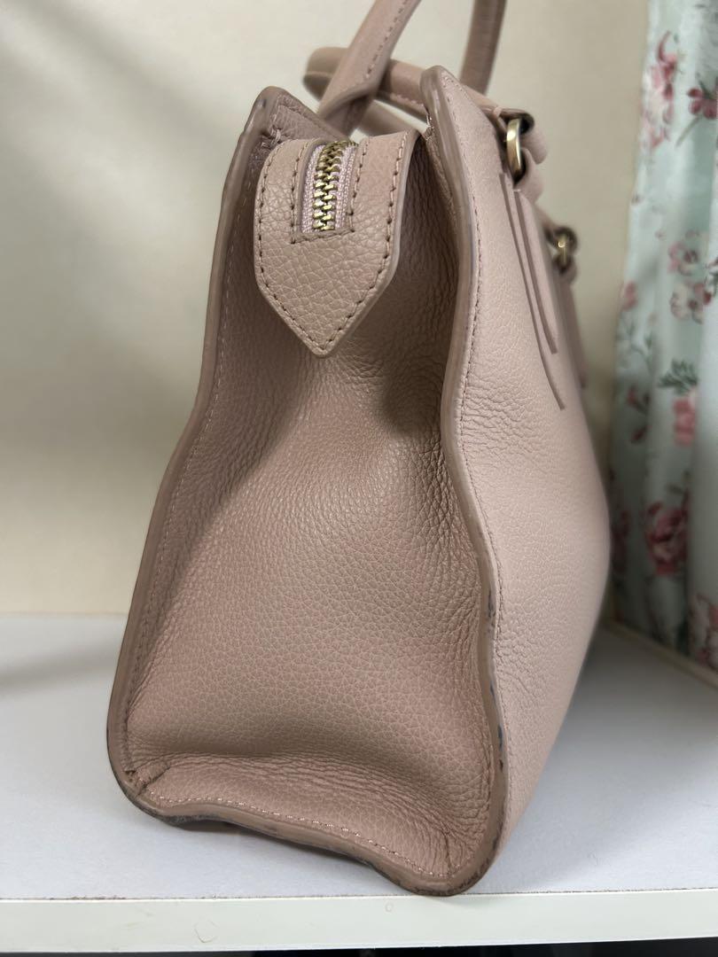 FURLA ベージュピンク ショルダーバッグ