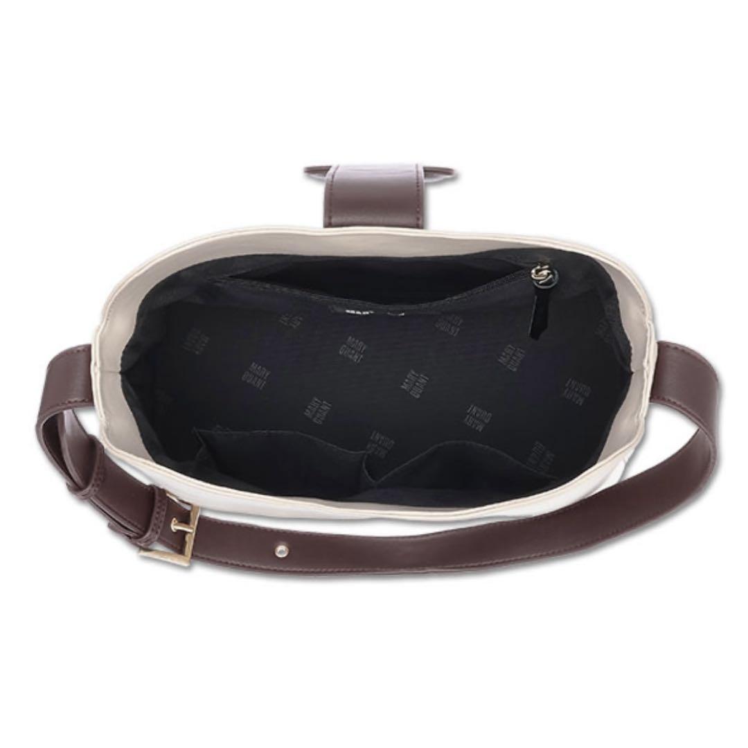 MARYQUANT フラップデイジー トートバッグ ベージュ マリクワ 美品 MARYQUANT フラップデイジー トートバッグ ベージュ マリクワ 美