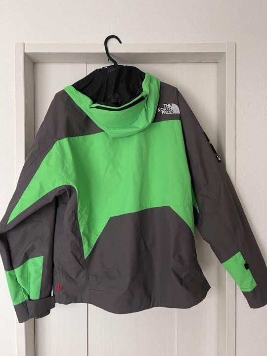 Supreme × The North Face ジャケット
