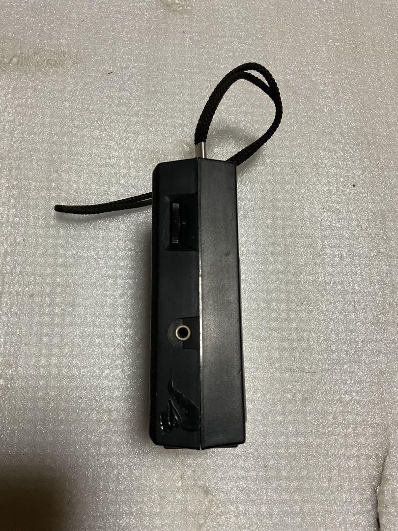 ナショナル・パナソニック／R-1015式ラジオ。【単三電池2本使いますが作動無】