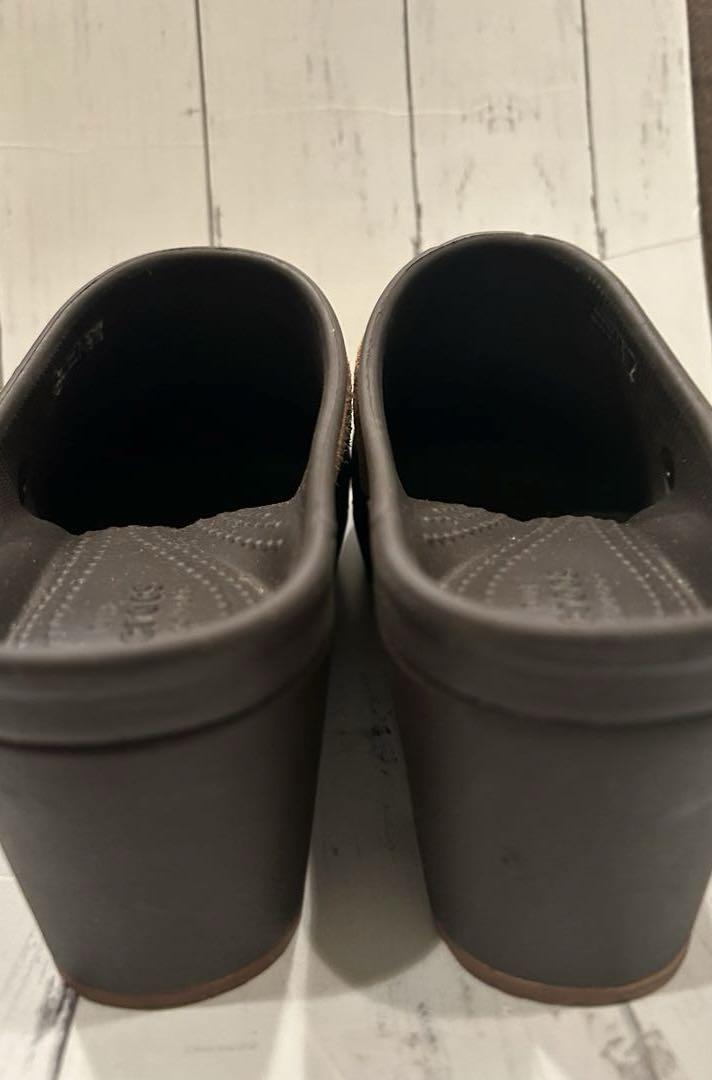 クロックス サラ★crocs sarah clog サイズW9ブラウン