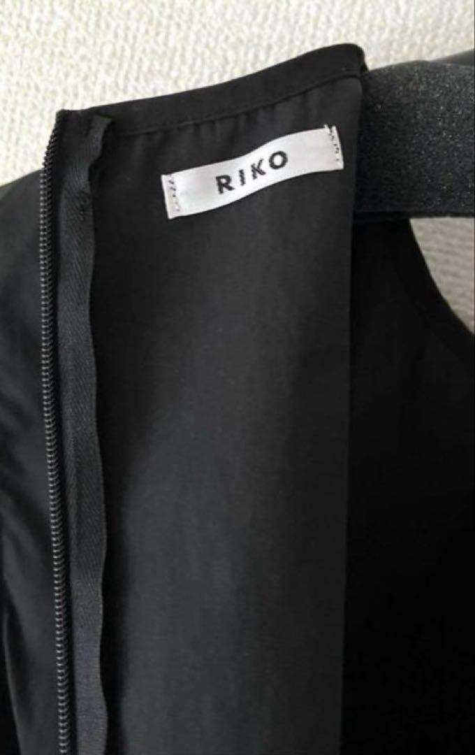 ✨美品✨リコトーキョー RIKO Tokyo メレンゲブラウス ブラック 黒