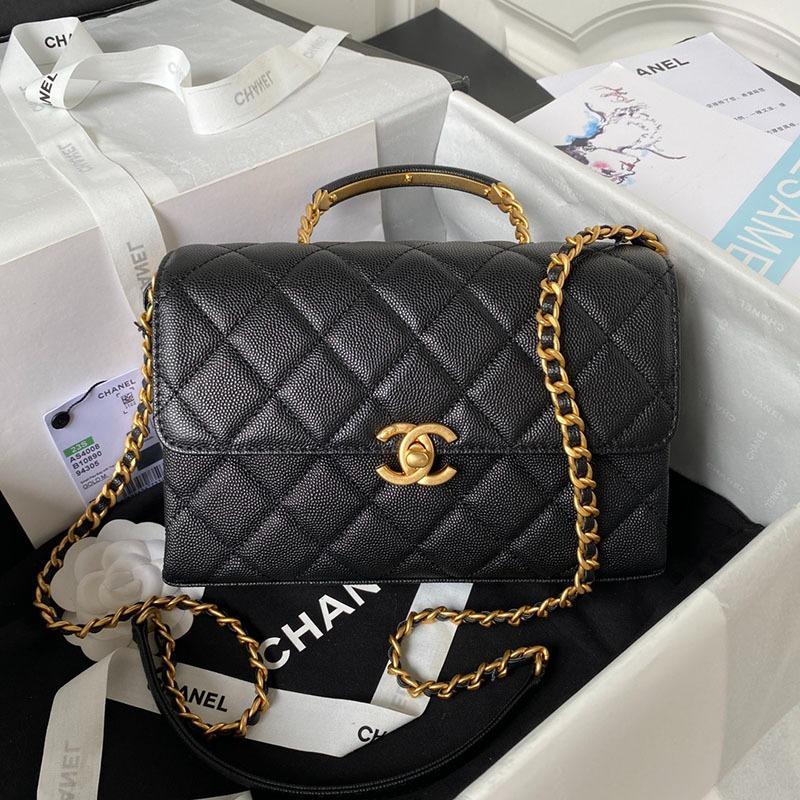 CHANEL ブラック レザー ショルダーバッグ - メルカリ