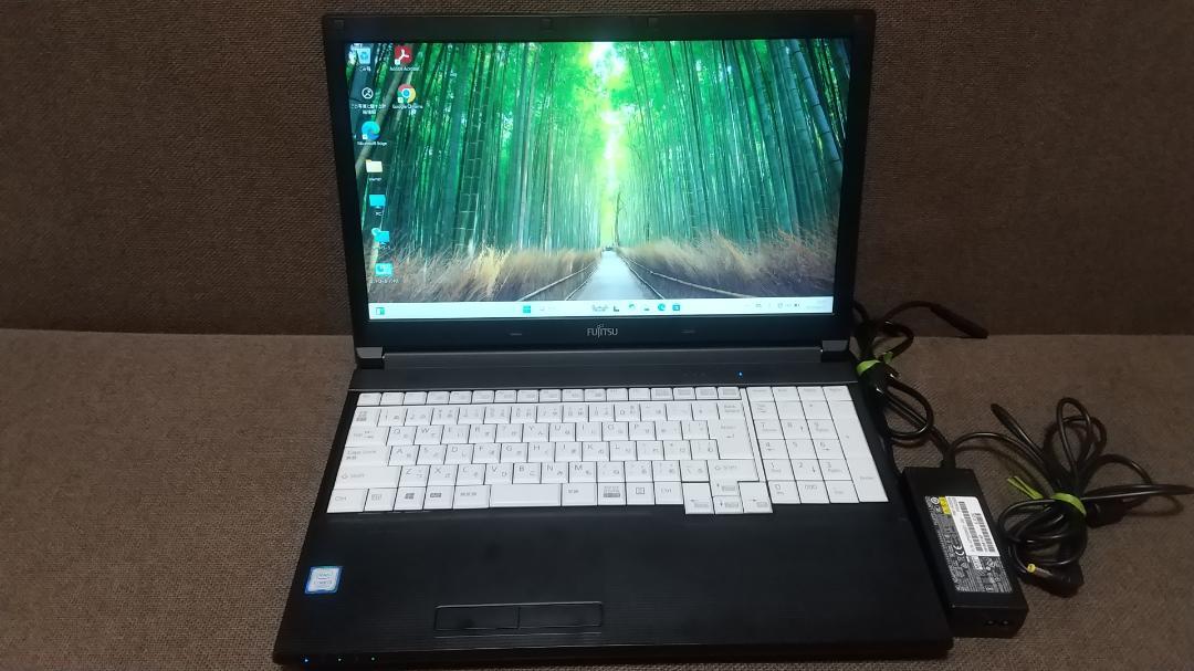 富士通 LIFEBOOK A577/RX　15.6インチ
