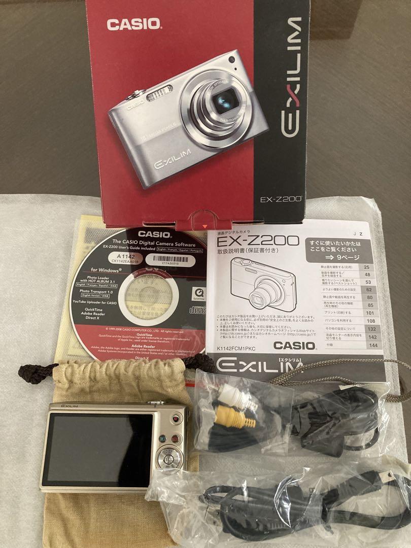 CASIO EX-Z200 シルバー デジタルカメラ