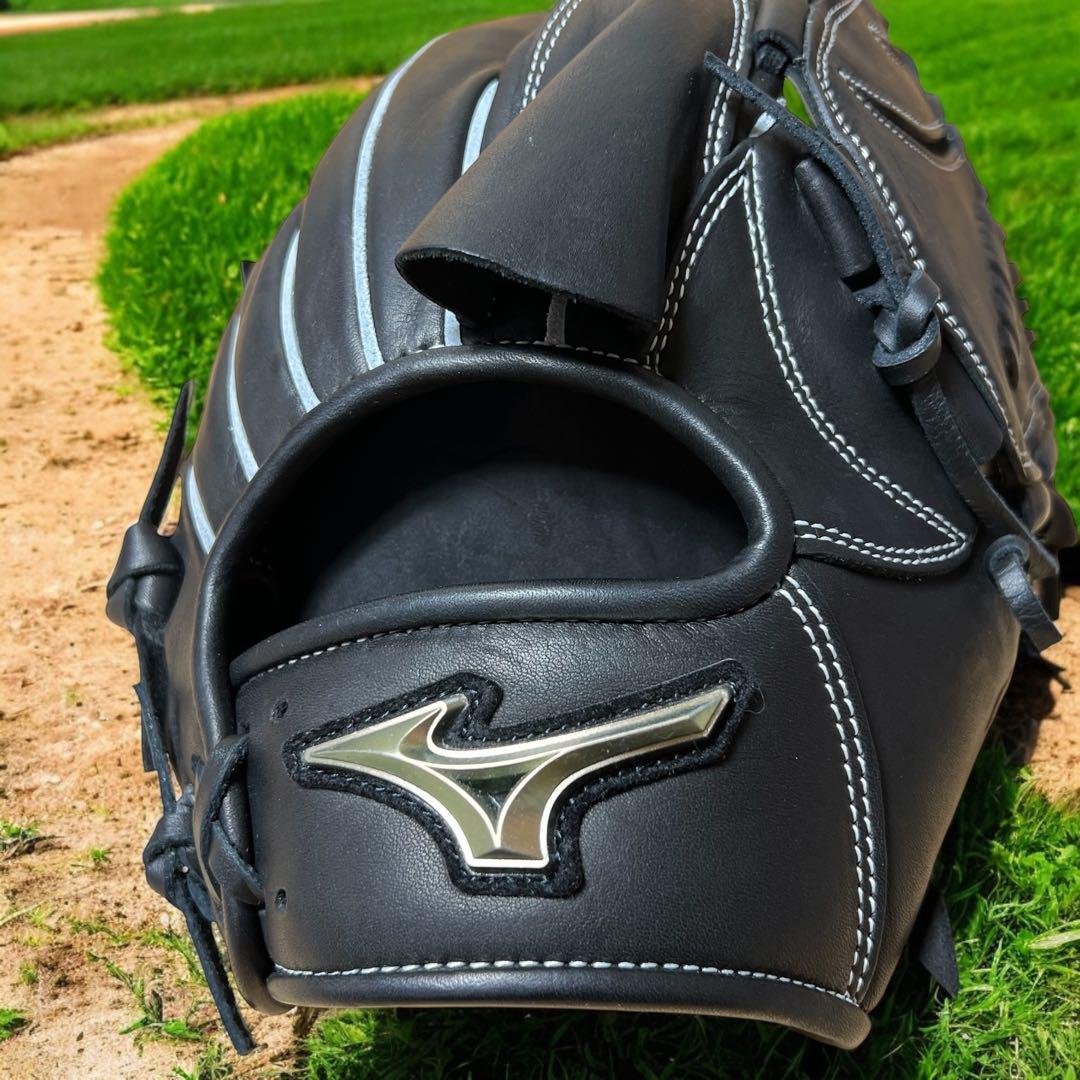 【美品】MIZUNO 軟式 GLOBAL ELITE 投手用　右投げ　野球　黒