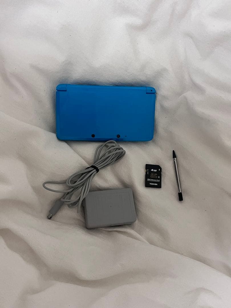 青色目立った傷や汚れなし