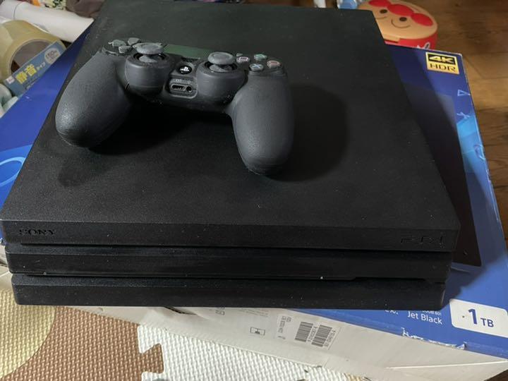 家庭用ゲーム本体 PlayStation®4 Pro ジェット・ブラック 1TB CUH-700…