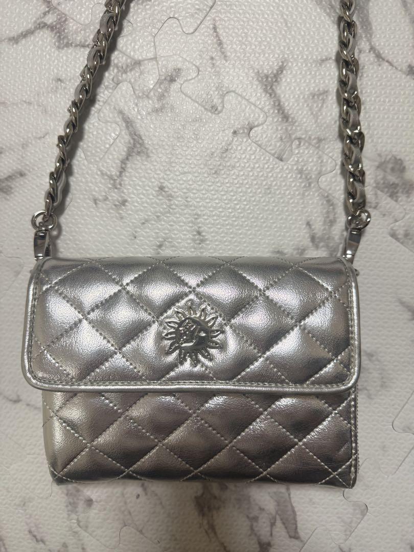 《最終値下げ》EVRIS ミニウォレットチェーンBAG ショルダーバック