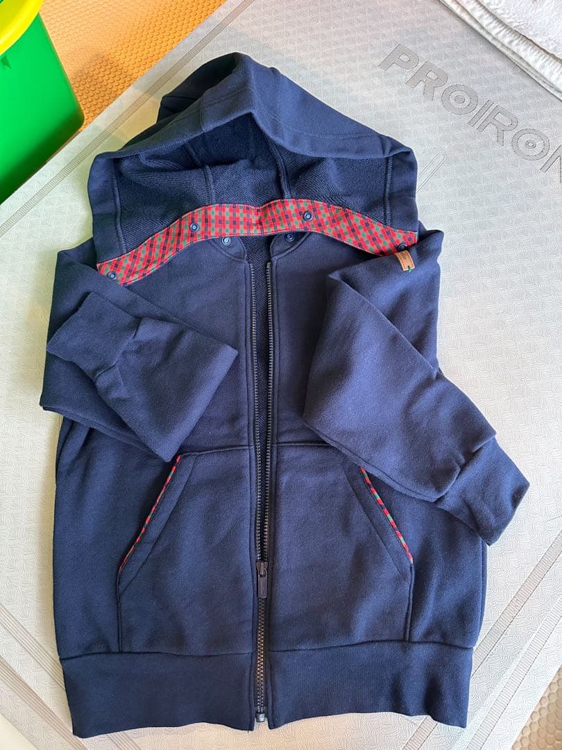 familiar 120 ネイビー フルジップパーカー