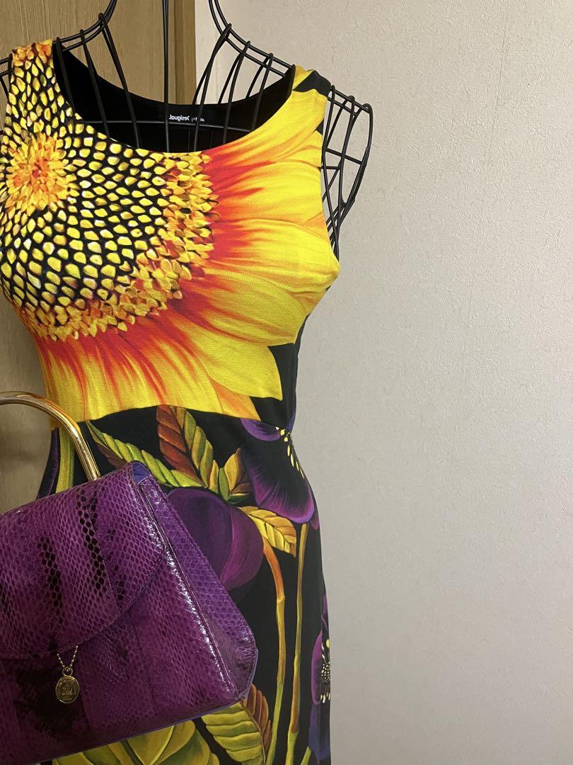 Desigual フラワー アート ノースリーブワンピース SIZE M デシグアル Desigual 花柄 カットアウトワンピース （グレー