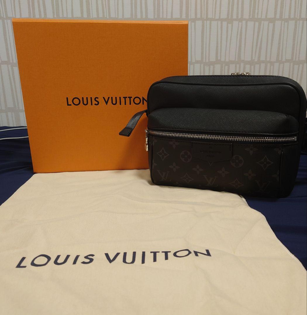 LOUIS VUITTON ブラック ショルダーバッグ