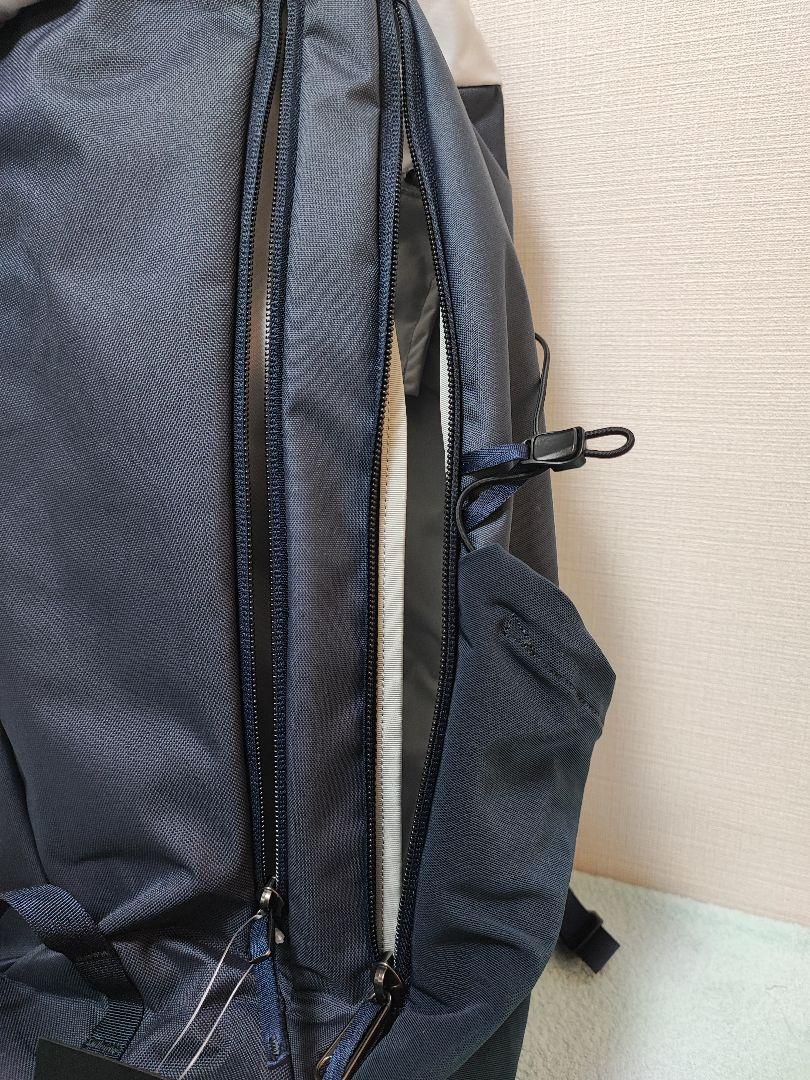 ⭐︎にっしー⭐︎ 廃盤モデル❗希少色❗新品❗ アークテリクス マンティス20L 廃盤モデル❗希少色❗新品❗ アークテリクス マンティス20L