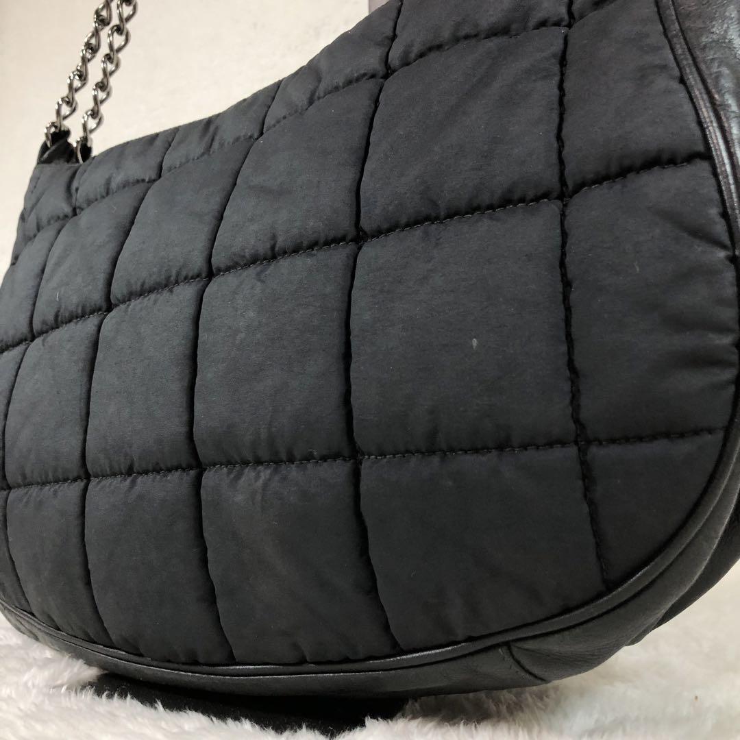 CHANEL ショルダーバッグ チョコバー ナイロン ワンショルダー ブラック