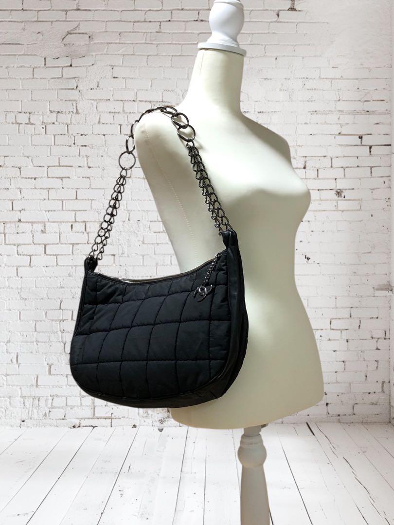 CHANEL ショルダーバッグ チョコバー ナイロン ワンショルダー ブラック