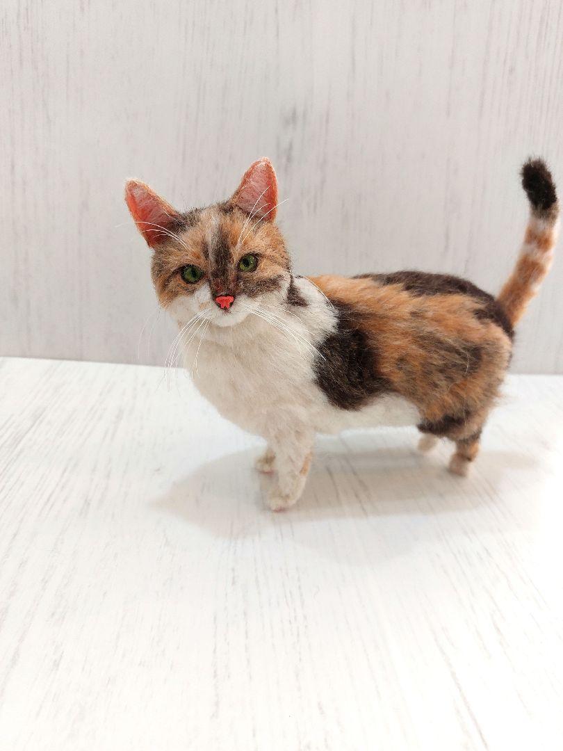羊毛フェルト　三毛猫