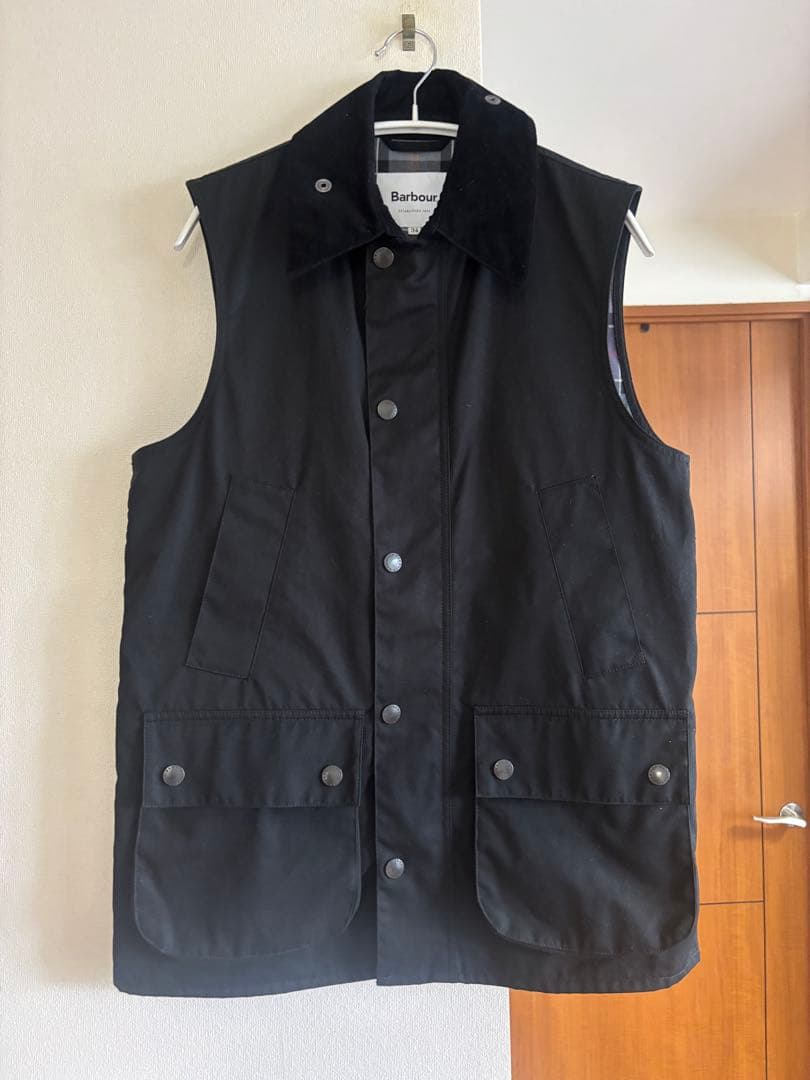 Barbour 黒 ベスト