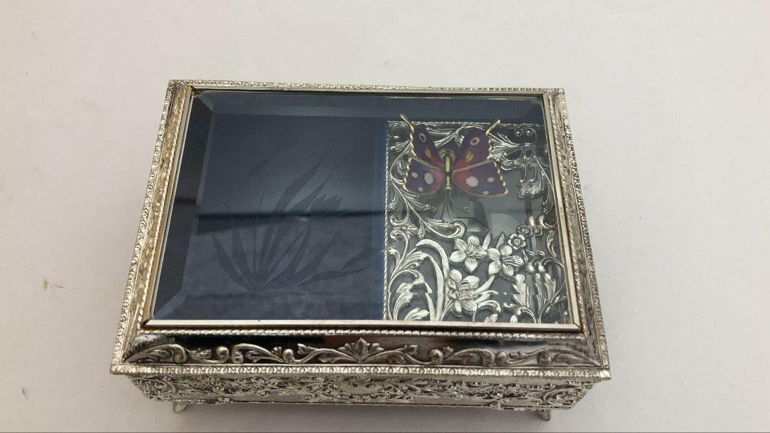 SANKYO 宝石箱 オルゴール 蝶々 ジュエリーボックス