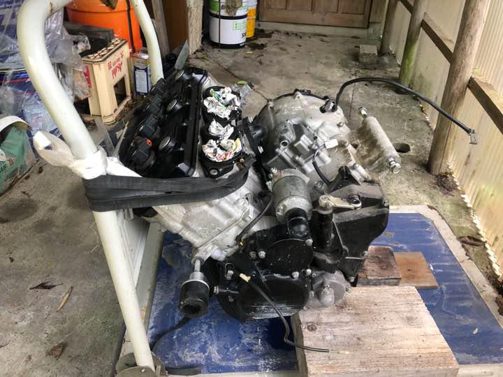 GSX- R600 k6 エンジン バイク車体