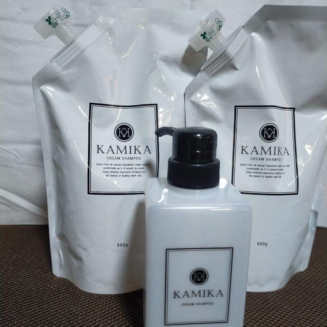 未使用KAMIKA クリームシャンプー 600g×2袋セット詰め替え用ボトル付き